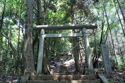 熊野神社鳥居