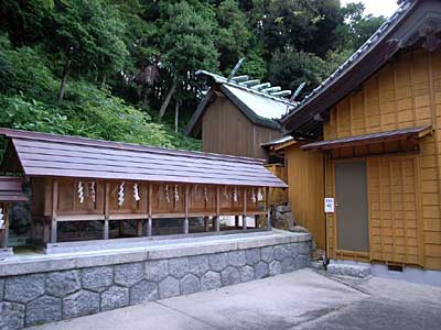 熊野神社本殿