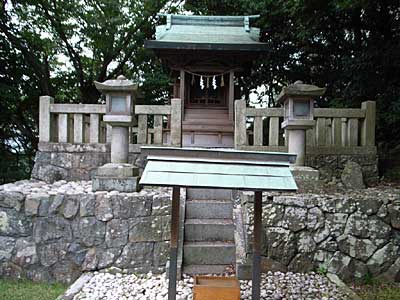 熊野神社本殿