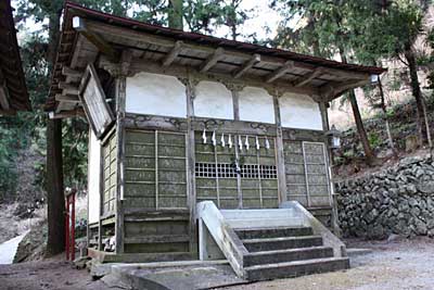 日野沢大神社奥社拝殿