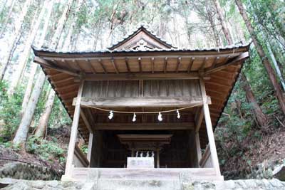 熊野神社覆屋