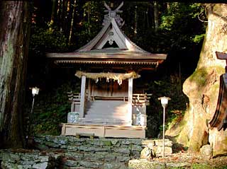 熊野神社本殿