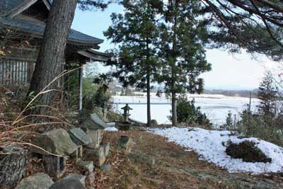 熊野神社境内