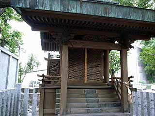 熊野神社本殿