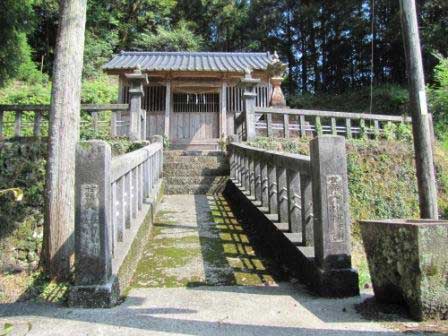 熊野神社拝殿