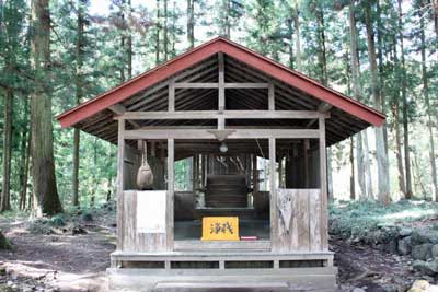 熊野神社拝殿