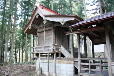 熊野神社本殿