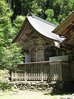 熊野神社本殿