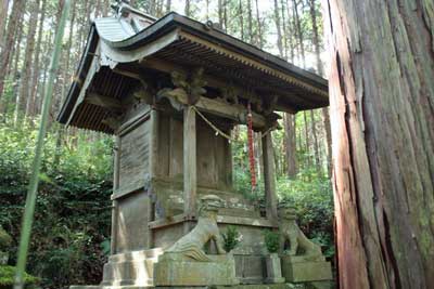 熊野神社拝殿