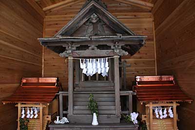 熊野神社本殿