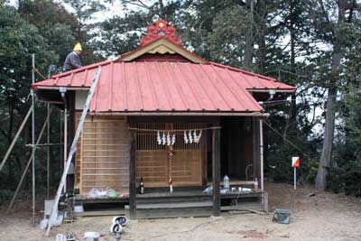 諏訪神社拝殿