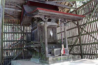 箭弓神社本殿