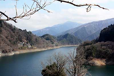 箭弓神社参道よりの展望