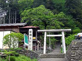 熊野神社鳥居