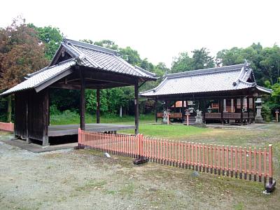 新宮神社境内