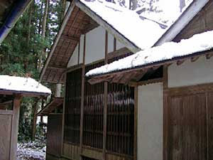 熊野神社本殿