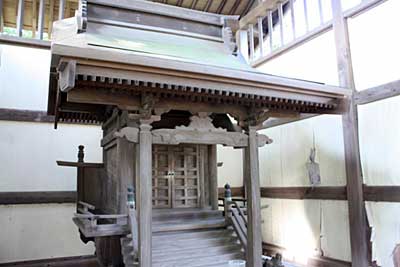 熊野神社本殿