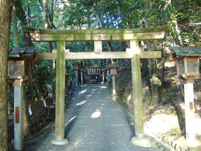 神宝神社（大神神社末社）鳥居