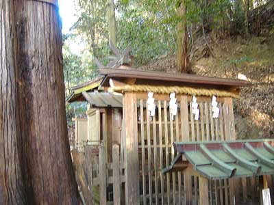 神宝神社（大神神社末社）社殿