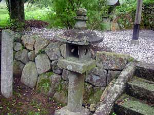 熊野神社石灯籠