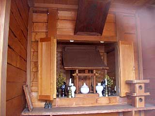 熊野神社拝殿内