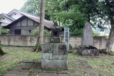 熊野神社石祠