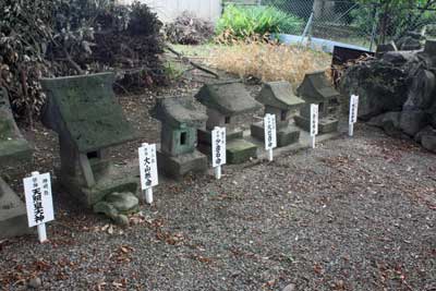 諏訪神社境内社