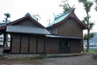 小河泉水神社社殿