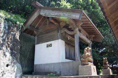 熊野神社本殿