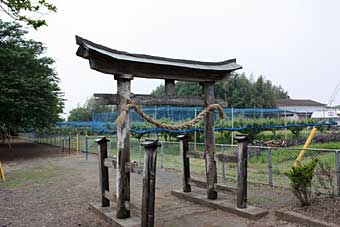 熊野神社鳥居