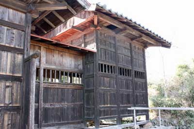 熊野神社本殿