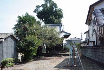 熊野神社境内