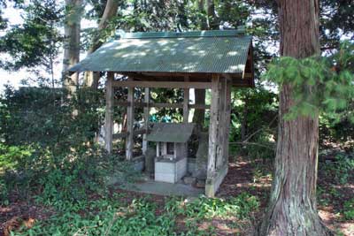 熊野神社祠