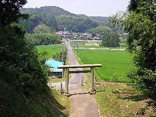 熊野神社境内より