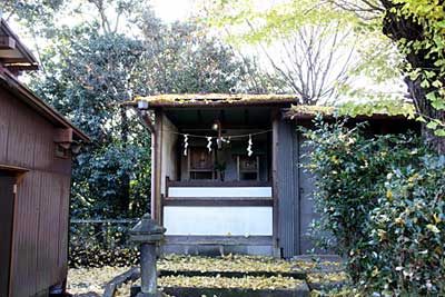 熊野神社祠