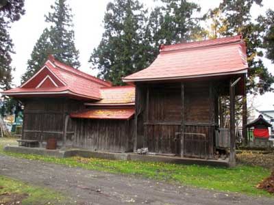 熊野神社拝殿本殿