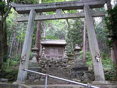 熊野神社本殿